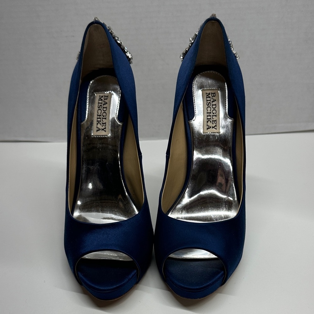 Badgley Mischka Kiara Pumps High Heel Shoes Peep Toe Jeweled Back Blue Size 9 - Picture 3 of 10